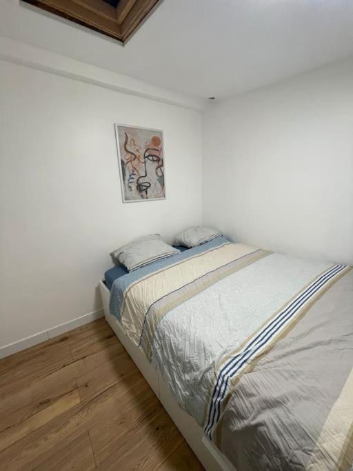 Charmant Appartement Americain Saint-Denis  Ngoại thất bức ảnh